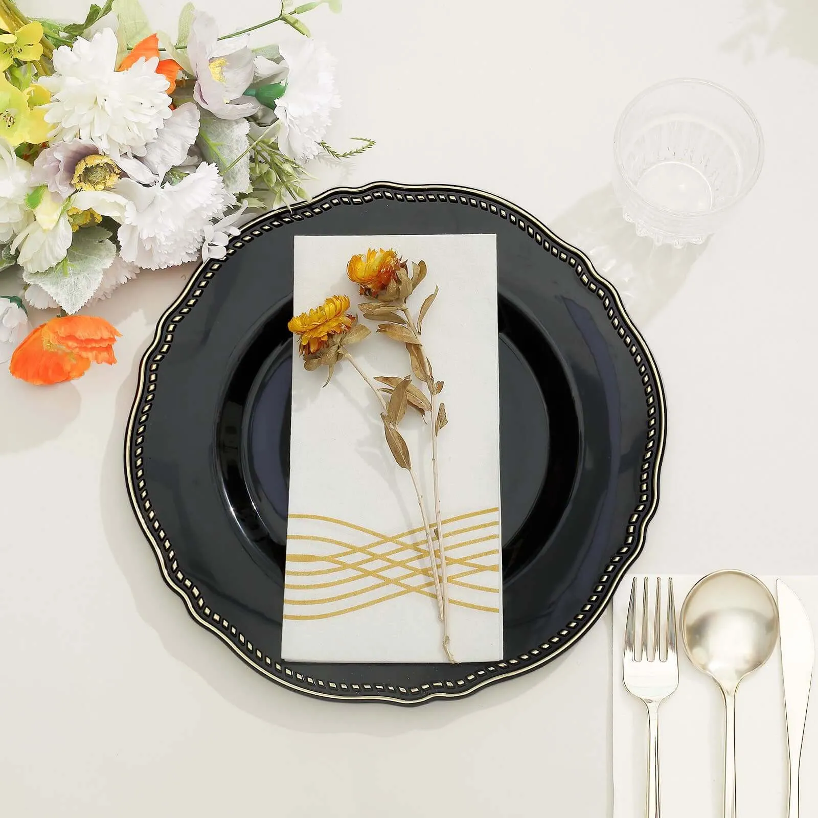 10 Pack 10" Black Gold Scalloped Rim Disposable Dinner Plates, Large Plastic Party Plates