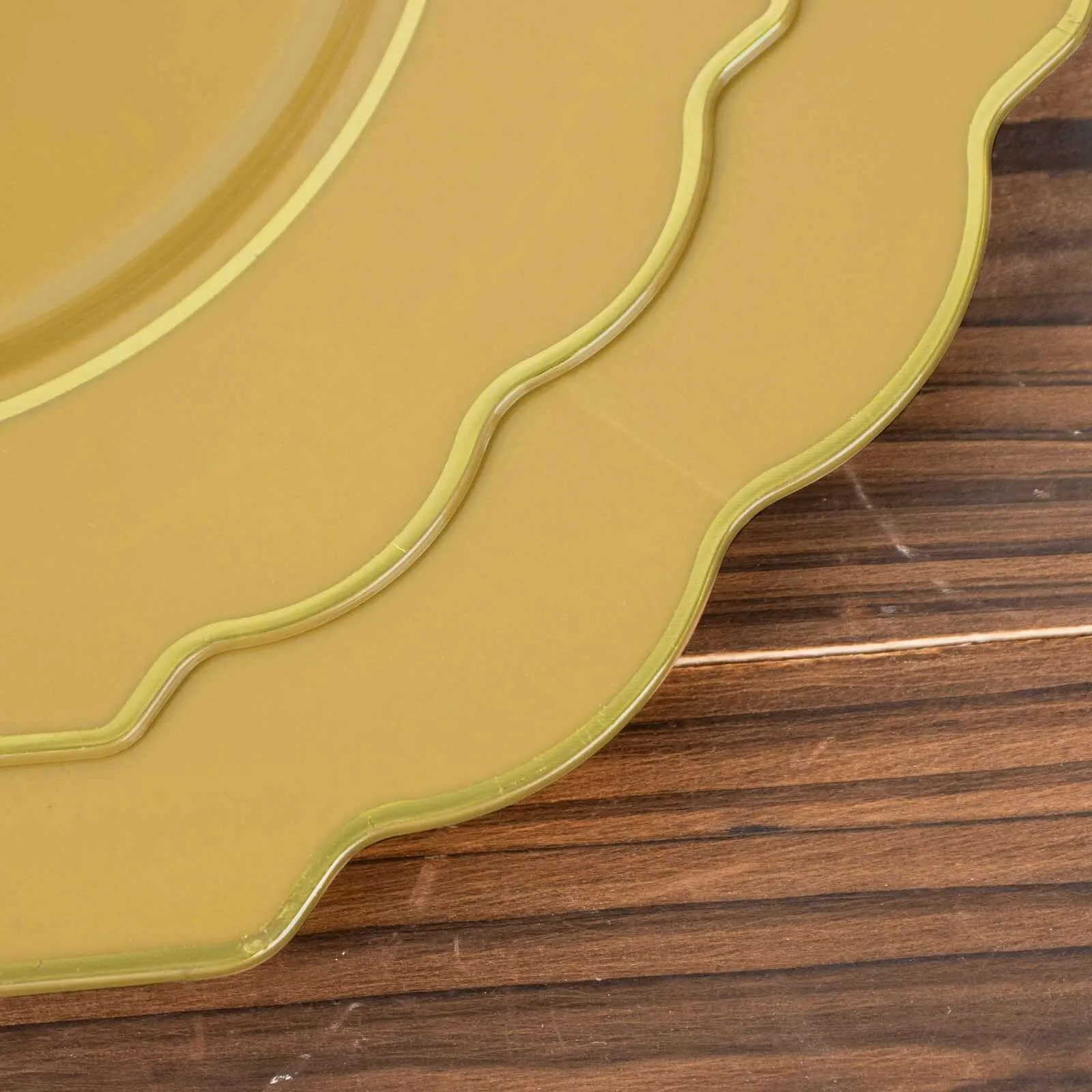 10 Pack 11" Gold Heavy Duty Disposable Baroque Dinner Plates with Gold Rim, Hard Plastic Dinnerware