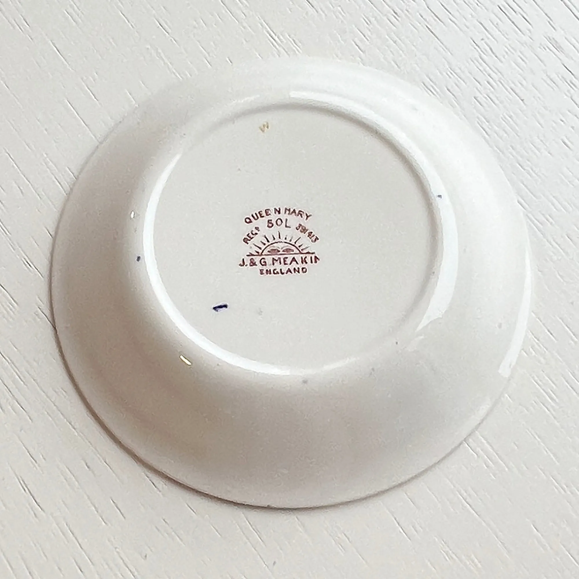 Queen Mary by J. & G. Meakin Fruit, Dessert, and Sauce Bowls 5.25 in., Set of 4
